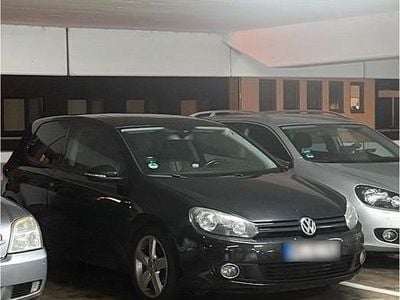 Gebraucht VW Golf VI Match 86 PS (63 kW) 2012 Schwarz Kleinwagen