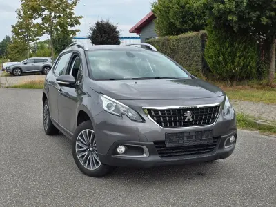 Gebraucht Peugeot 2008 Active 111 PS (81 kW) 2018 Grau SUV