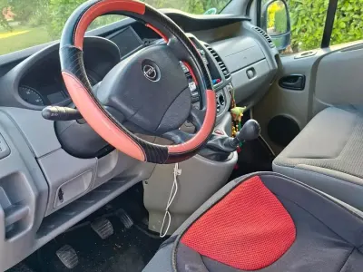 Gebraucht Opel Vivaro 2013 Weiß Van / Kleinbus
