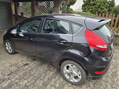 Schwarz Gebraucht 2009 Ford Fiesta Ghia Limousine | 4.300 € (Fairer Preis)
