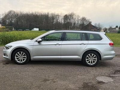 Second-hand VW Passat Comfortline 150 CP (110 kW) 2019 Argintiu Break