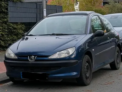 Gebraucht Peugeot 206 44 PS (32 kW) 2000 Blau Kleinwagen