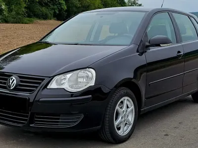 Gebraucht VW Polo Comfortline 75 PS (55 kW) 2006 Black magic perleffekt Kleinwagen
