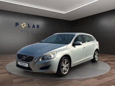 Gebraucht Volvo V60 Ocean Race 114 PS (83 kW) 2013 Silber Kombi