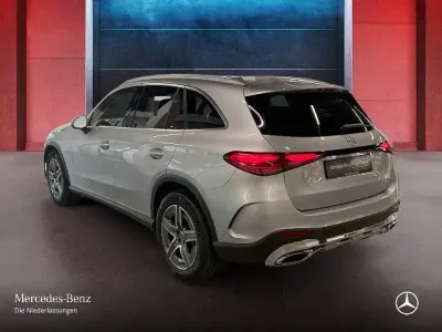 Gebraucht Mercedes GLC300 AMG 269 PS (197 kW) 2025 Silber SUV