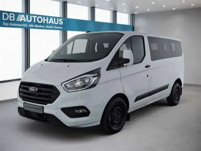 Używany Ford Transit Custom Trend 131 KM (96 kW) 2024 Biały Kombi