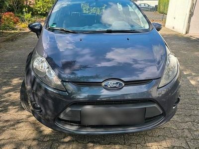 Second-hand Ford Fiesta 70 CP (51 kW) 2011 Gri Hatchback