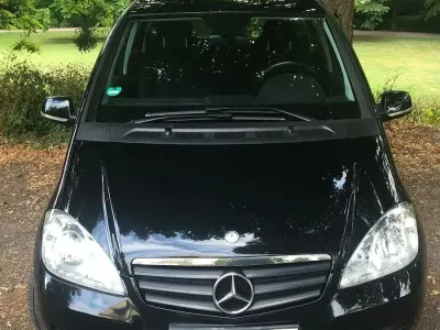Gebraucht Mercedes A160 82 PS (60 kW) 2011 Schwarz Kleinwagen
