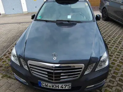 Gebraucht Mercedes E350 Avantgarde 292 PS (214 kW) 2010 Schwarz Kombi
