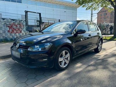 gebraucht VW Golf 2.0 TDI Limo DSG 2XPDC SCHECKHEFTGEPFLEGT