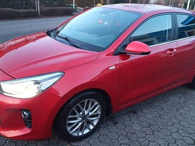 Rot Gebraucht 2020 Kia Rio Spirit Limousine | 10.550 € (Superpreis)