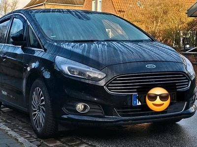 Gebraucht Ford S-MAX Titanium 190 PS (139 kW) 2019 Schwarz Van / Kleinbus