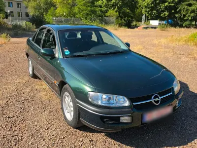 Gebraucht Opel Omega 136 PS (100 kW) 1998 Grün Limousine