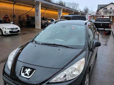 Gebraucht Peugeot 207 95 PS (69 kW) 2012 Silber Kombi