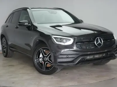 Gebraucht Mercedes GLC300de AMG line 306 PS (225 kW) 2021 Graphite grey SUV