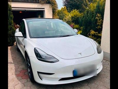 Second-hand Tesla Model 3 239 kW (325 CP) 2021 Alb Berlinǎ