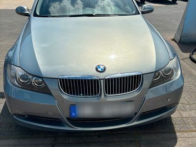 gebraucht BMW 325 3er i e90 Automatik