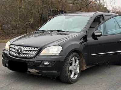 Gebraucht Mercedes ML320 245 PS (180 kW) 2007 Schwarz SUV