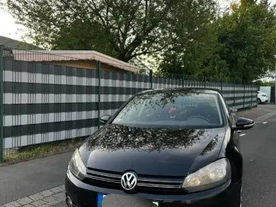 Gebraucht VW Golf VI 140 PS (102 kW) 2010 Schwarz Kleinwagen