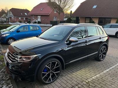 Schwarz Gebraucht 2023 VW Tiguan R SUV | 39.300 € (Guter Preis)