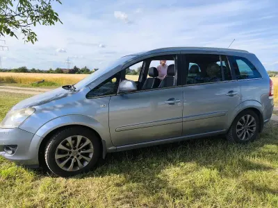 Gebraucht Opel Zafira 140 PS (102 kW) 2010 Grau Van / Kleinbus