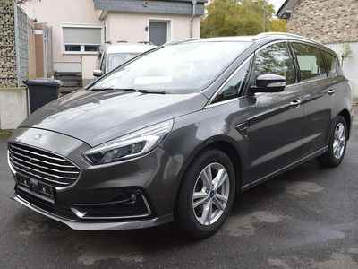 Gebraucht Ford S-MAX Titanium 190 PS (139 kW) 2022 Magnetic Van / Kleinbus