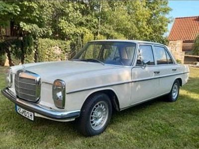 Gebraucht Mercedes W115 55 PS (40 kW) 1972 Weiß Limousine