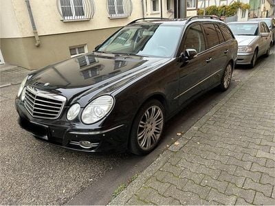 Mercedes E320