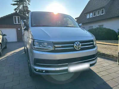 Gebraucht VW Multivan Highline 200 PS (147 kW) 2019 Silber Van / Kleinbus