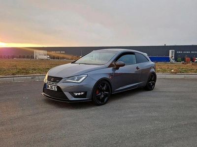 Grau Gebraucht 2016 Seat Ibiza CUPRA Coupé | 11.750 €