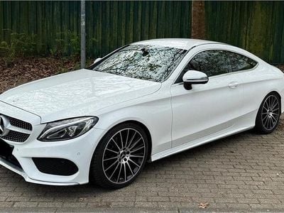 Gebraucht Mercedes C180 AMG 156 PS (114 kW) 2016 Weiß Coupé