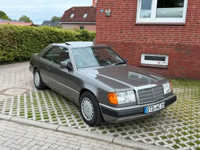 Gebraucht Mercedes 300 220 PS (161 kW) 1990 Grau Coupé
