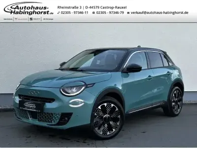Ny Fiat 600 La Prima 136 HK (100 kW) 2025 Sort SUV