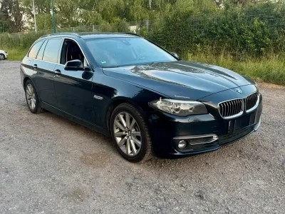 Gebraucht BMW 520 Luxury Line 190 PS (139 kW) 2014 Schwarz Kombi