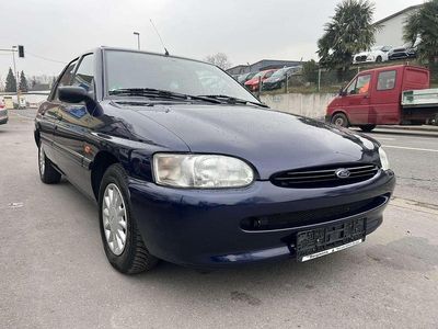 Gebraucht Ford Escort 88 PS (64 kW) 1996 Blau Limousine