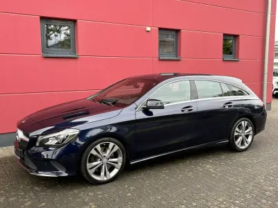 Używany Mercedes CLA250 Shooting Brake Urban 211 KM (155 kW) 2017 Niebieski Kombi
