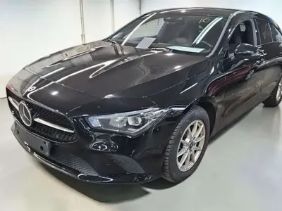 Gebraucht Mercedes CLA200 150 PS (110 kW) 2023 Schwarz Coupé