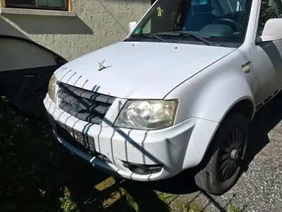 Gebraucht Tata Xenon 140 PS (102 kW) 2010 Weiß Pickup