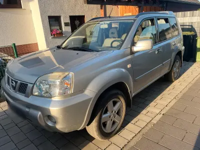 Gebraucht Nissan X-Trail 136 PS (100 kW) 2004 Silber SUV