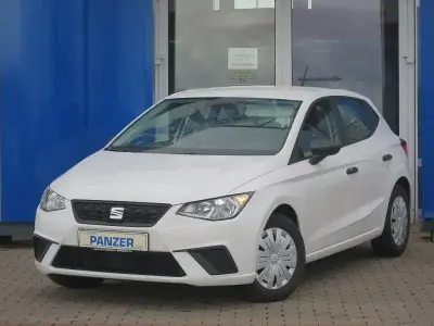 Używany Seat Ibiza Reference 80 KM (58 kW) 2021 Biały Hatchback