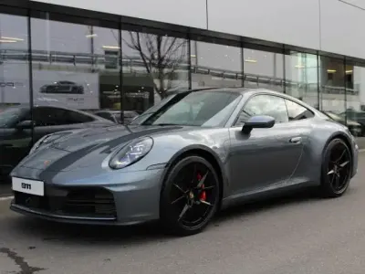 Nouvelle Porsche 992 480 ch (353 kW) 2026 Gris
