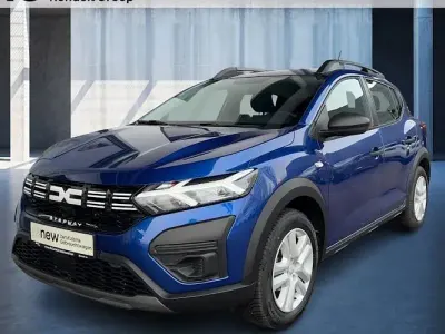 Second-hand Dacia Sandero Essentiel 101 CP (74 kW) 2024 Albastru Berlinǎ