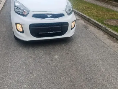 Gebraucht Kia Picanto 67 PS (49 kW) 2017 Weiß Kleinwagen