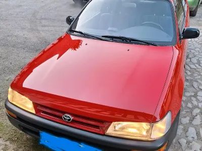 Gebraucht Toyota Corolla 88 PS (64 kW) 1992 Rot