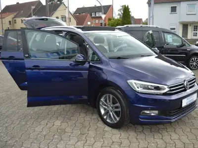 Gebraucht VW Touran Sound 150 PS (110 kW) 2017 Blau Van / Kleinbus