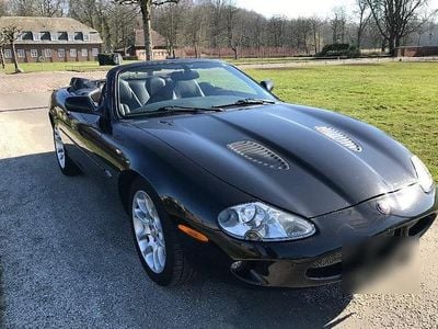 Gebraucht Jaguar XKR 363 PS (266 kW) 2000 Schwarz Cabrio