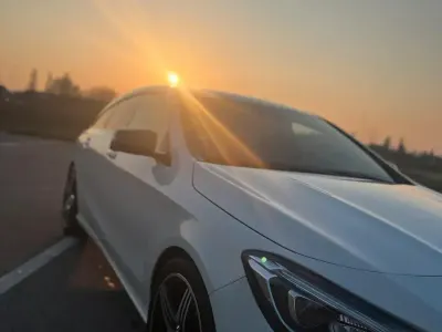 Gebraucht Mercedes CLA200 Urban 136 PS (100 kW) 2016 Weiß Coupé