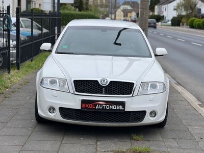 gebraucht Skoda Octavia Combi RS /Leder/Xenon.