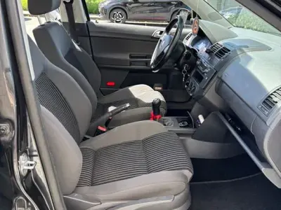 Gebraucht VW Polo Sportline 75 PS (55 kW) 2006 Schwarz Kleinwagen