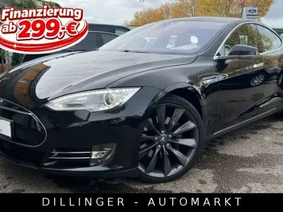 Begagnad Tesla Model S 284 kW (387 HK) 2016 Svart Halvkombi